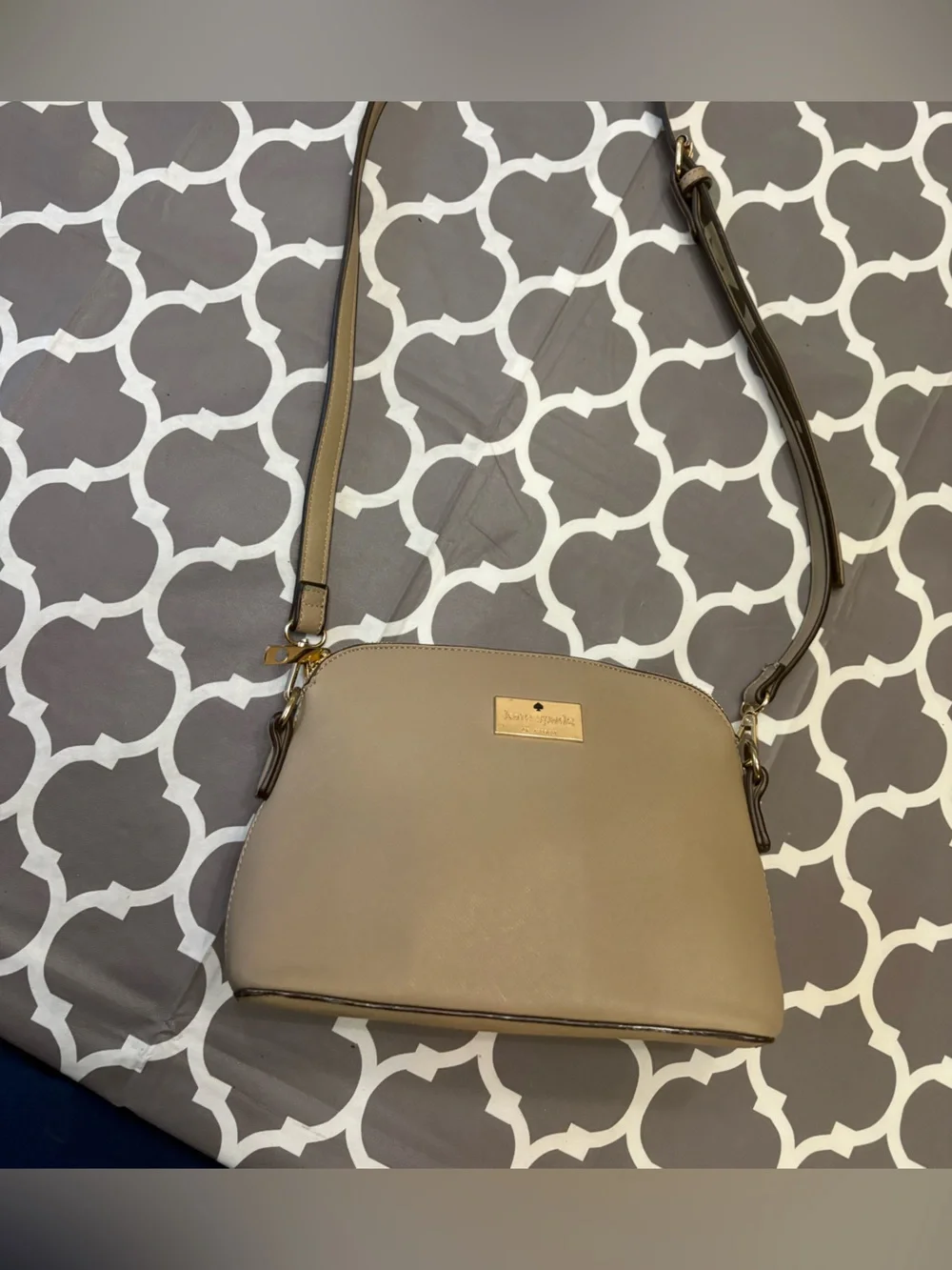 Kate Spade tan Saffiano leather dome crossbody bag purse
